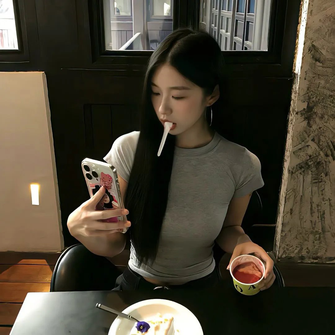 年轻的心封面